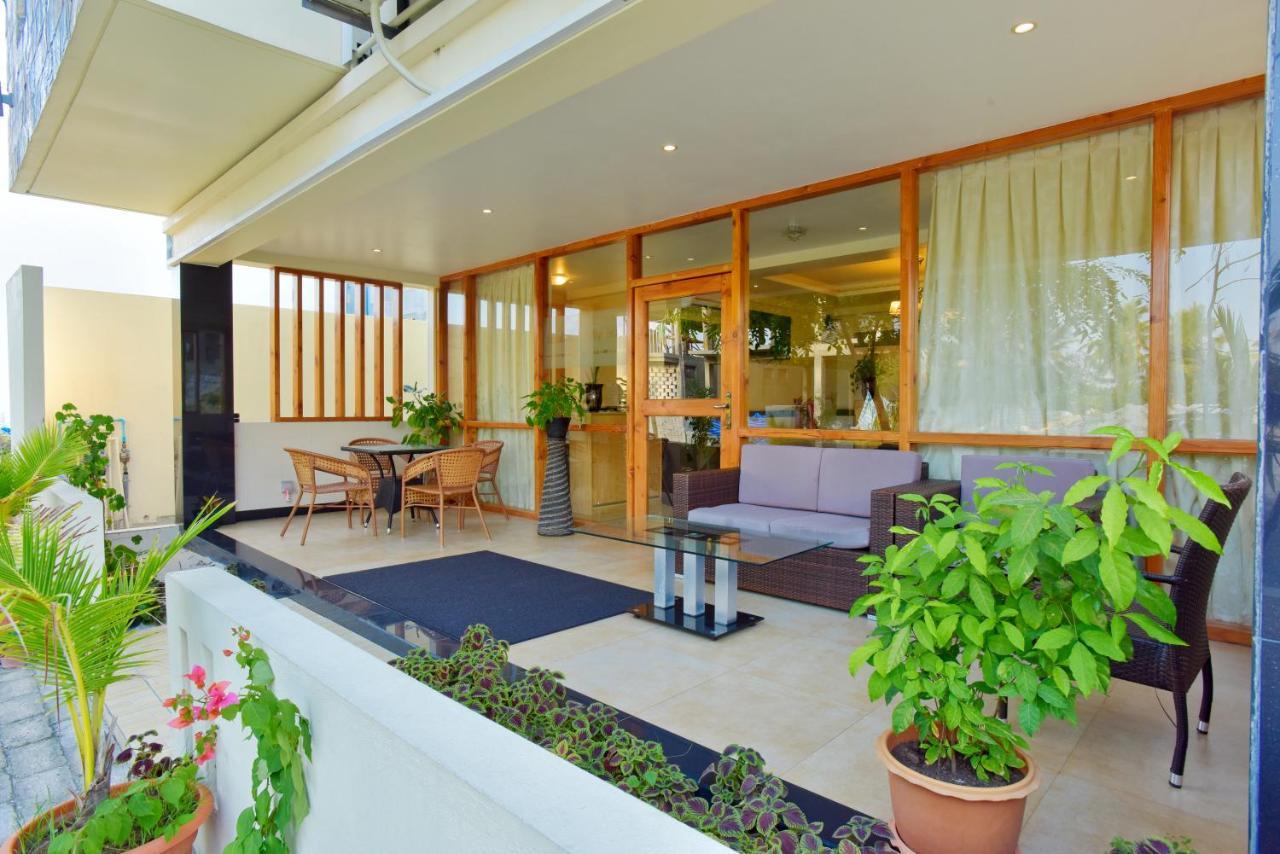 Crystal Beach Inn Male Zewnętrze zdjęcie